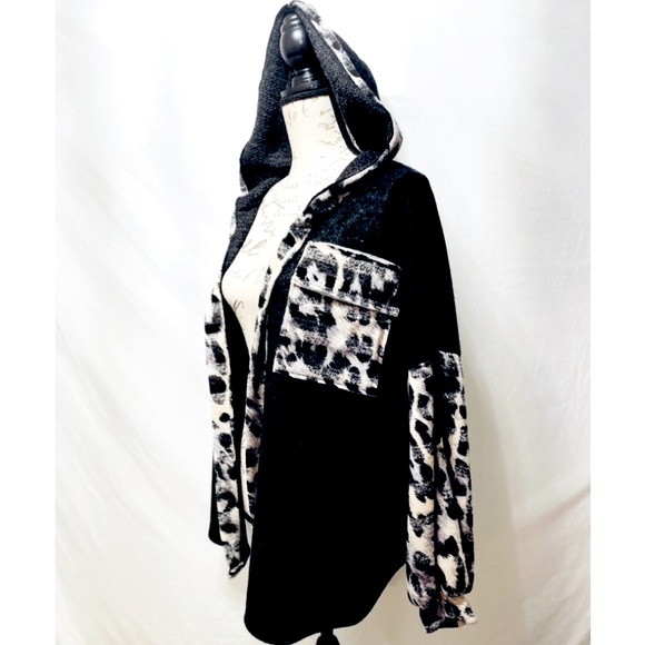 Open Black/Gray Blend Jacket Animal Print Trim with Hood Front Chest Pockets NWT - Picture 2 of 16